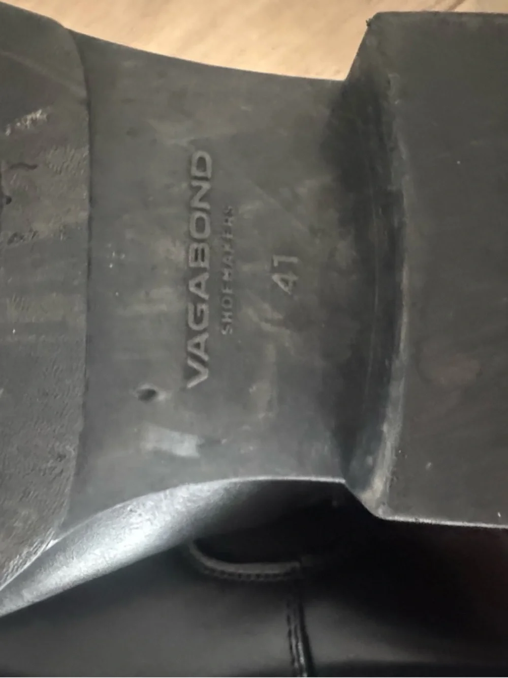 Vagabond black leather
